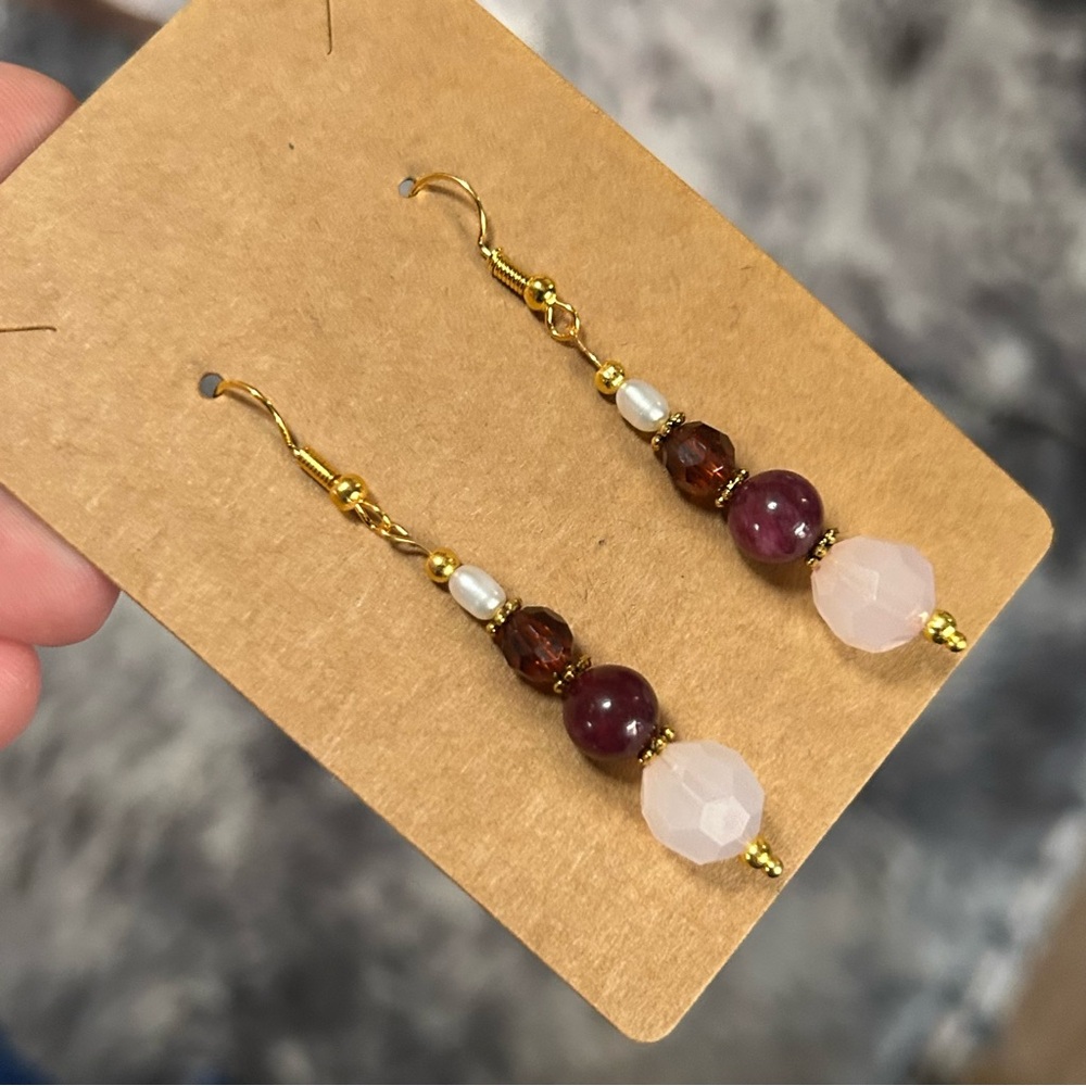 Handcrafted elegant vintage blush lucite bead genuine garnet and pearl earrings